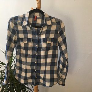 H&M blue flannel shirt